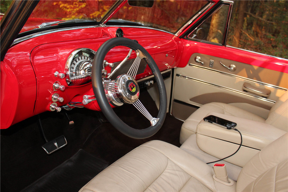 1948 OLDSMOBILE 98 CUSTOM CONVERTIBLE - Interior - 207999