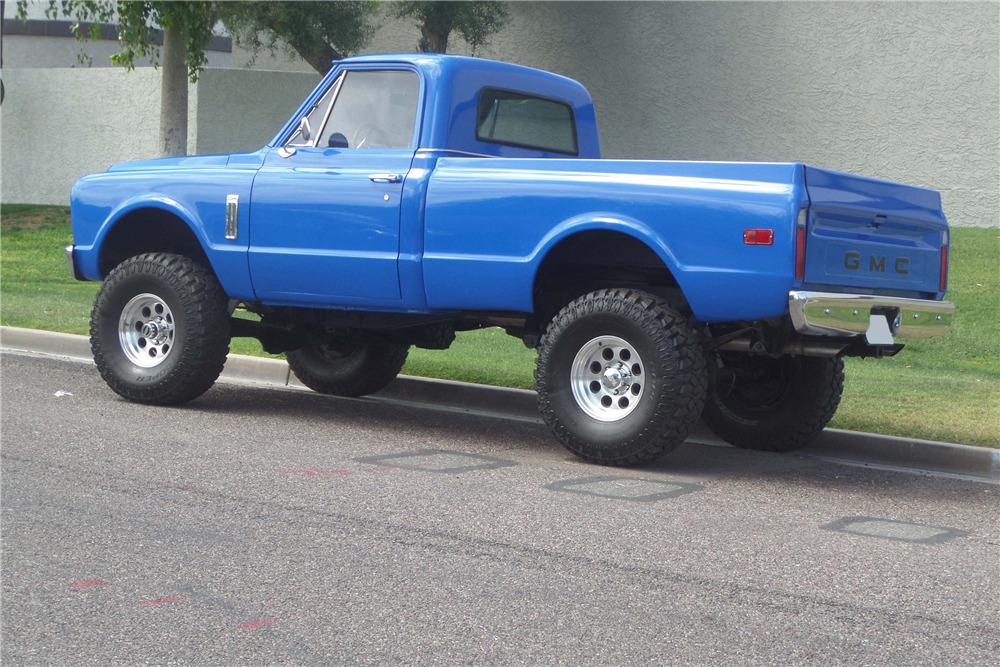 1967 GMC C1500 4X4 PICKUP - Rear 3/4 - 208036