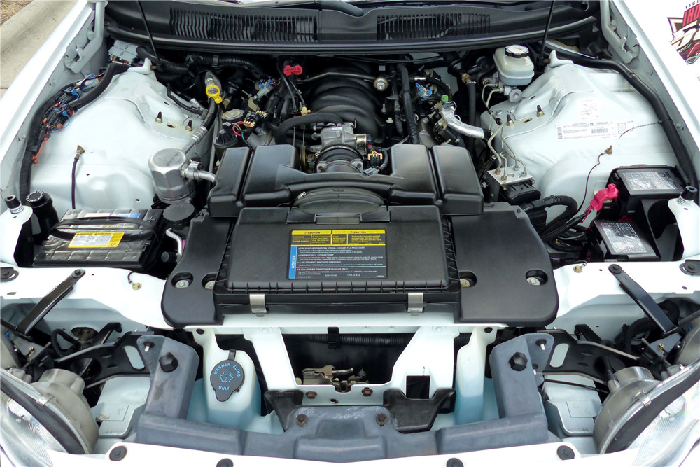 1999 CHEVROLET CAMARO Z/28 CONVERTIBLE INDY PACE CAR - Engine - 208051