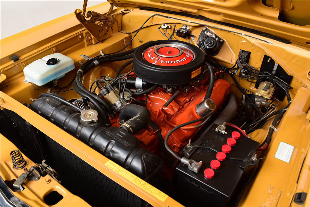 1969 PLYMOUTH ROAD RUNNER  - Engine - 208071