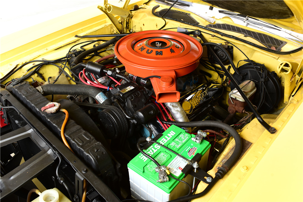 1972 DODGE CHARGER RALLYE  - Engine - 208072