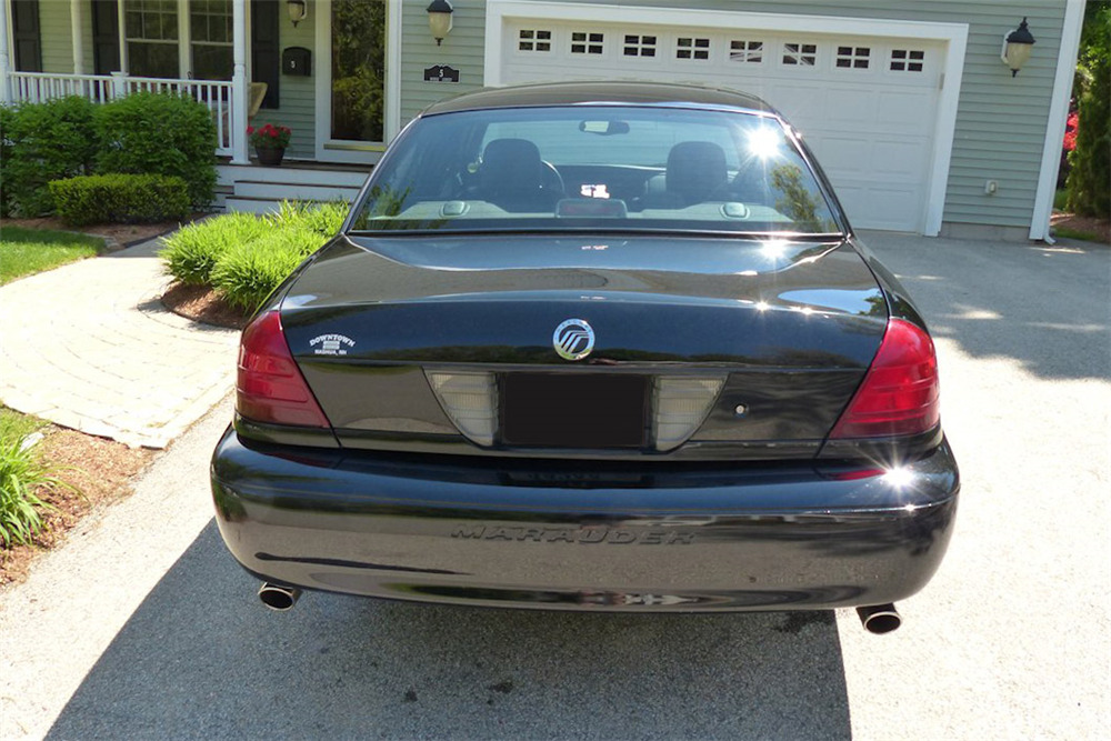 2003 MERCURY MARAUDER  - Rear 3/4 - 208122