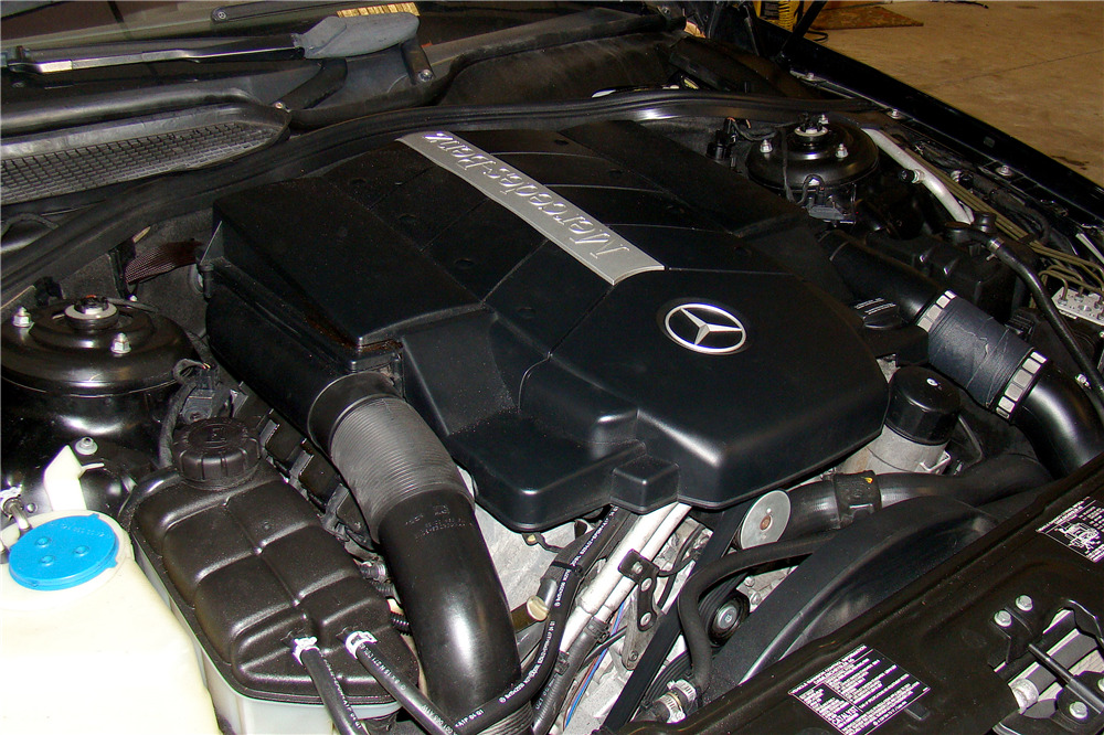 2004 MERCEDES-BENZ CL500  - Engine - 208159