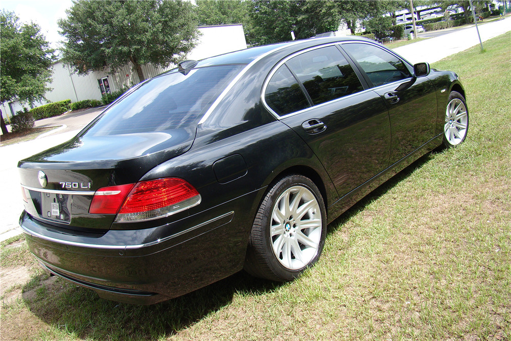 2006 BMW 750LI - Rear 3/4 - 208201