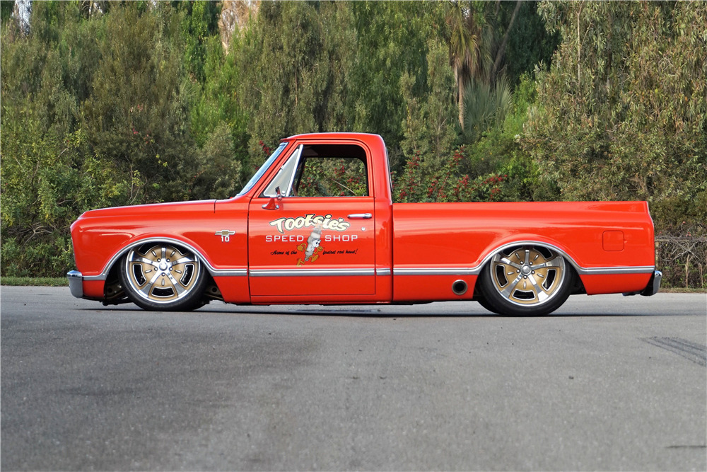 1967 CHEVROLET C10 CUSTOM PICKUP - Side Profile - 208321