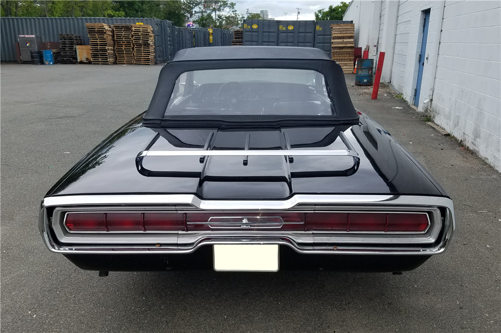 1966 FORD THUNDERBIRD CONVERTIBLE - Rear 3/4 - 208933