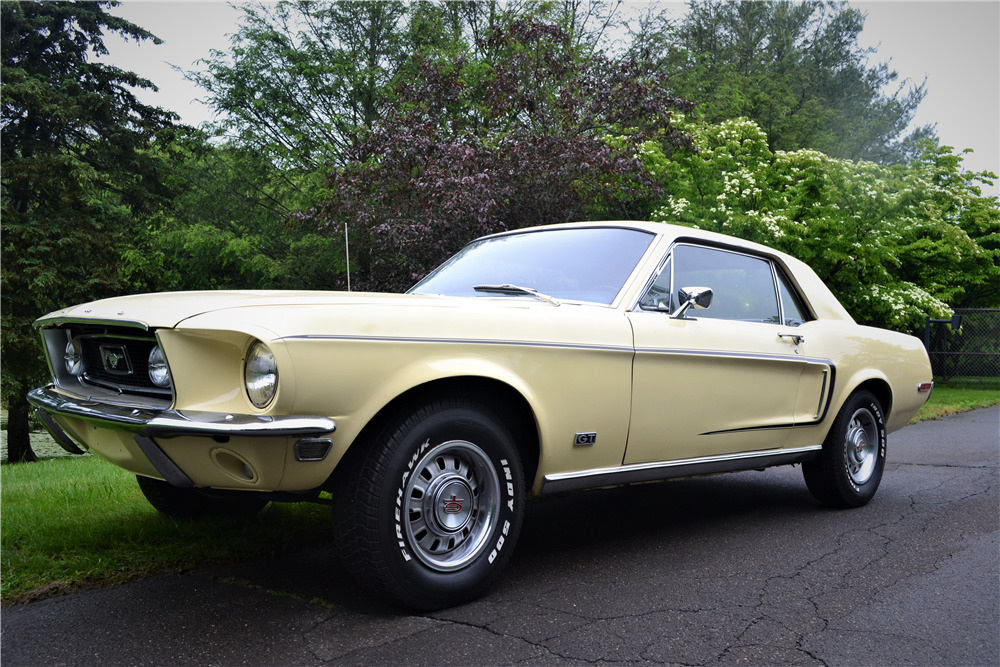 1968 FORD MUSTANG GT  - Front 3/4 - 209334