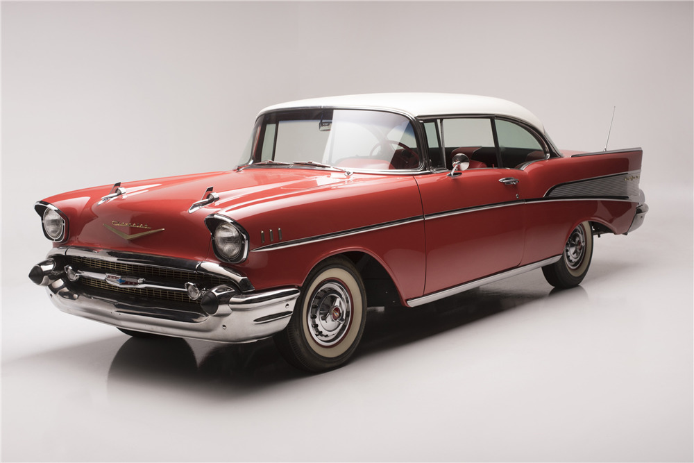 1957 CHEVROLET BEL AIR - Front 3/4 - 210095