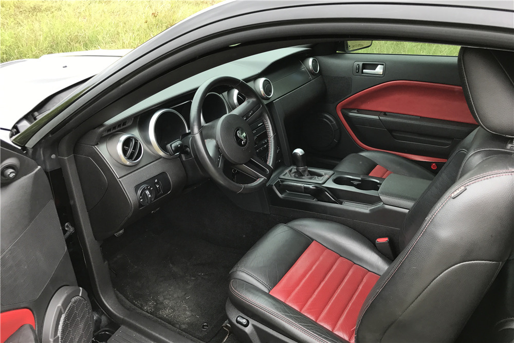 2007 FORD SHELBY GT500 - Interior - 210233