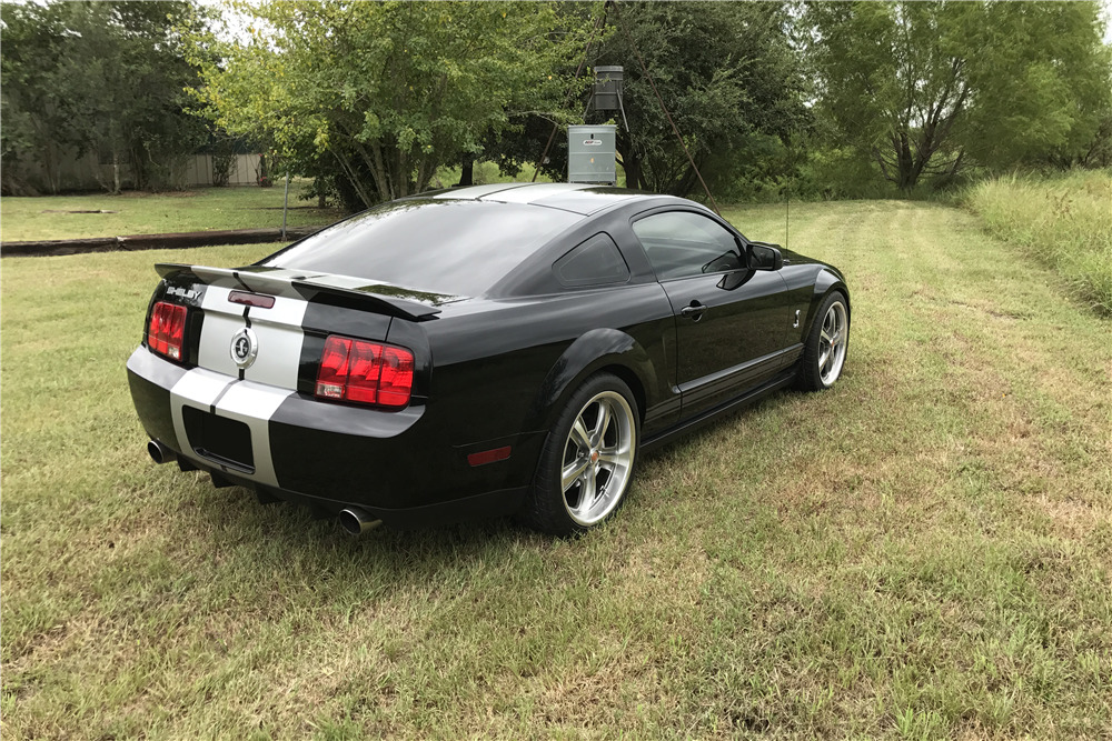 2007 FORD SHELBY GT500 - Rear 3/4 - 210233