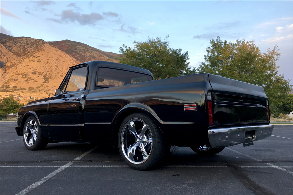1971 CHEVROLET C10 CUSTOM PICKUP - Rear 3/4 - 210249