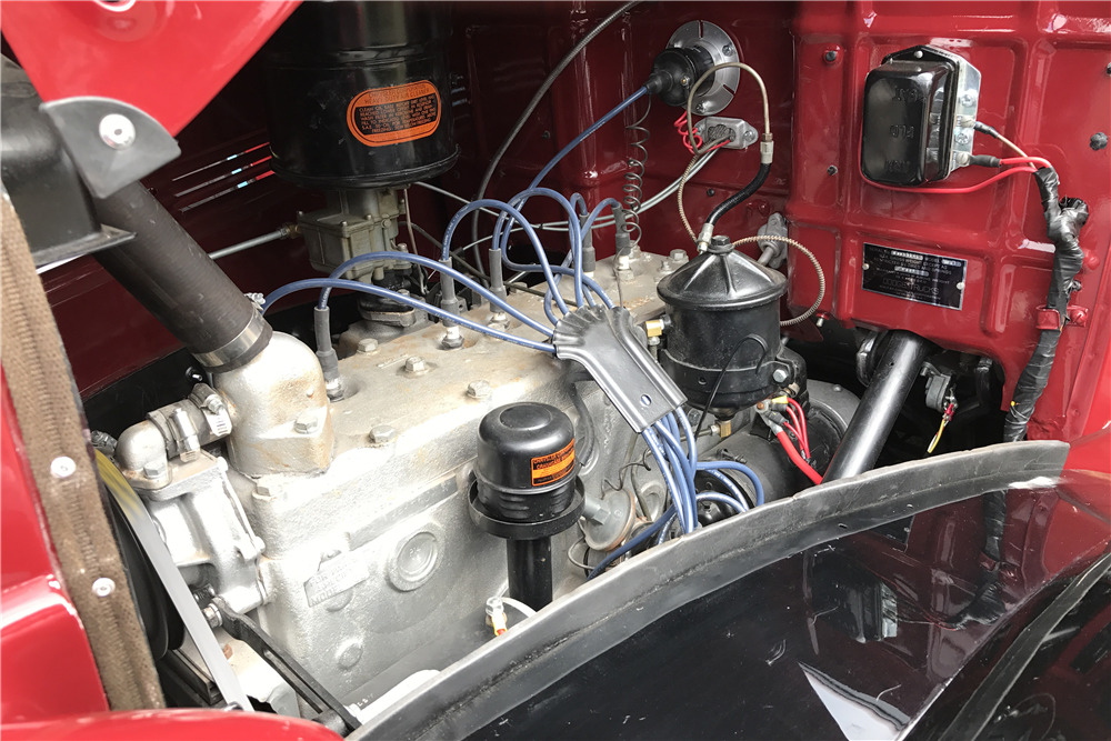 1938 DODGE PICKUP - Engine - 210289
