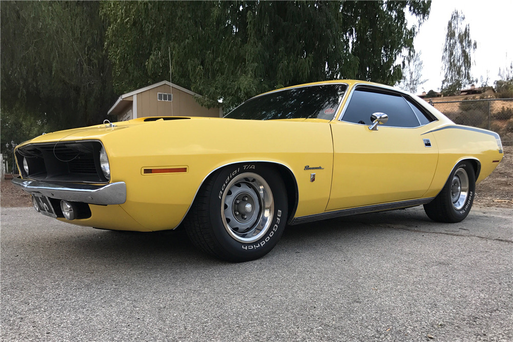 1970 PLYMOUTH BARRACUDA GRAN COUPE - Front 3/4 - 210340