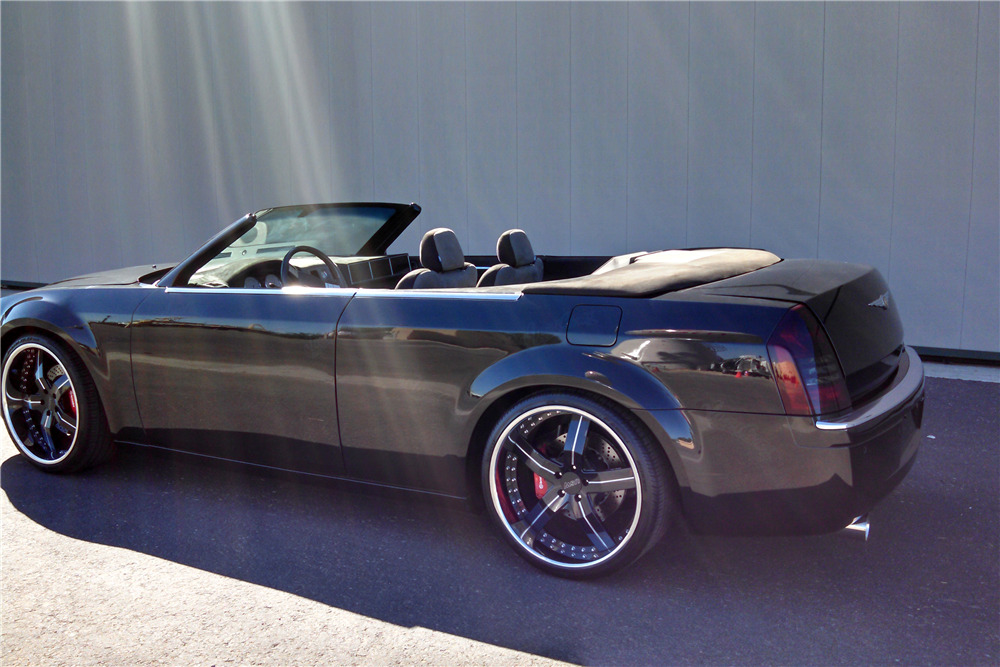 2005 CHRYSLER 300C CUSTOM ROADSTER - Side Profile - 210406