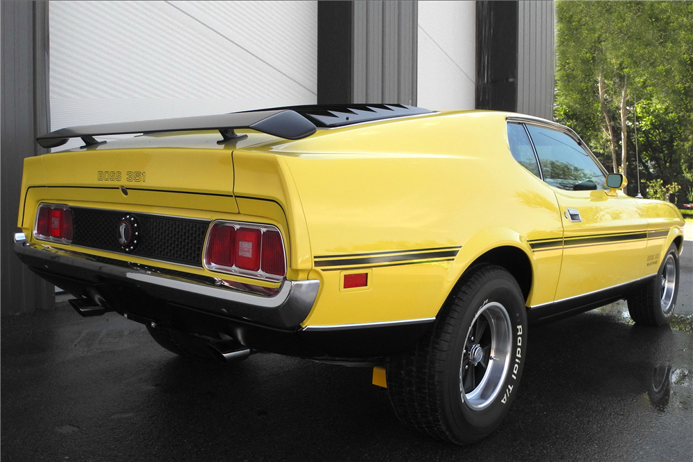 1971 FORD MUSTANG MACH 1 CUSTOM FASTBACK - Rear 3/4 - 210480