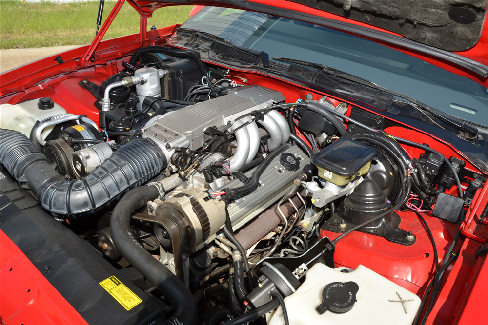 1988 PONTIAC FIREBIRD TRANS AM - Engine - 210641