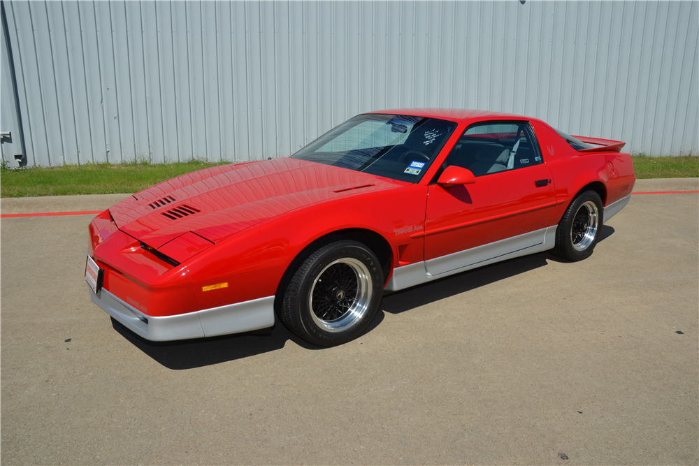 1988 PONTIAC FIREBIRD TRANS AM - Side Profile - 210641