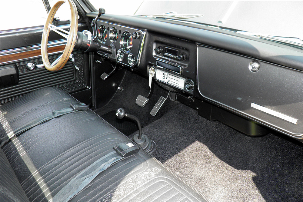 1970 CHEVROLET K10 PICKUP - Interior - 210645