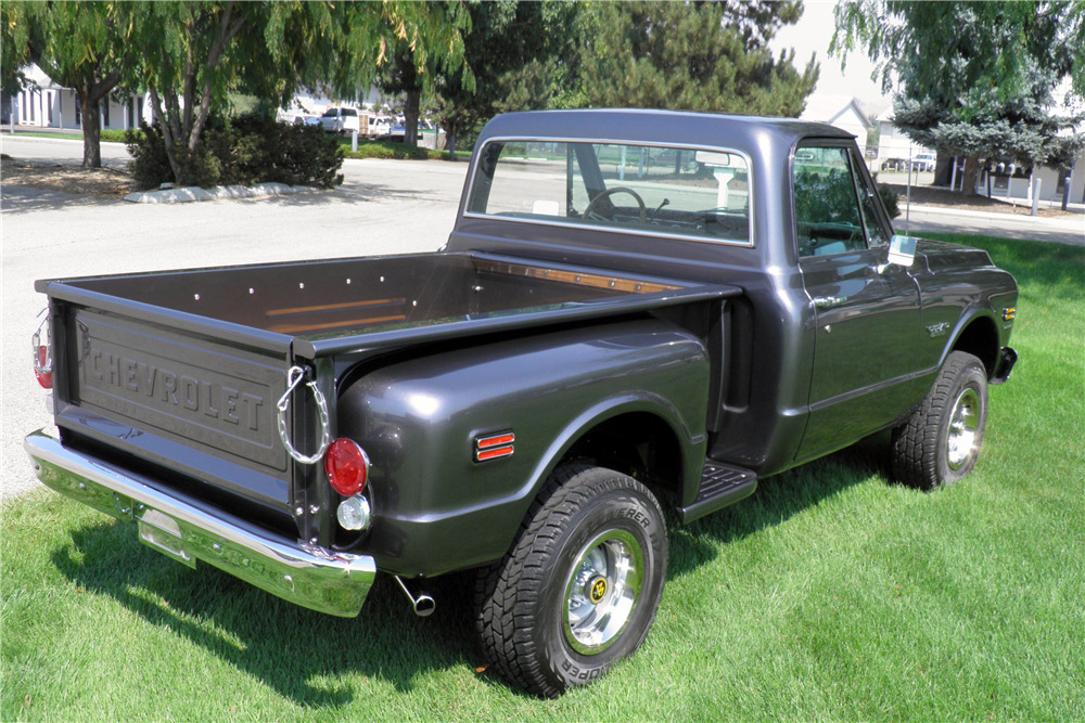 1970 CHEVROLET K10 PICKUP - Rear 3/4 - 210645