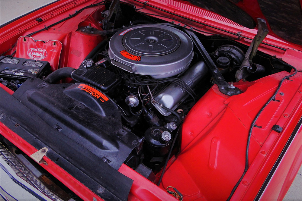 1962 FORD THUNDERBIRD - Engine - 210646