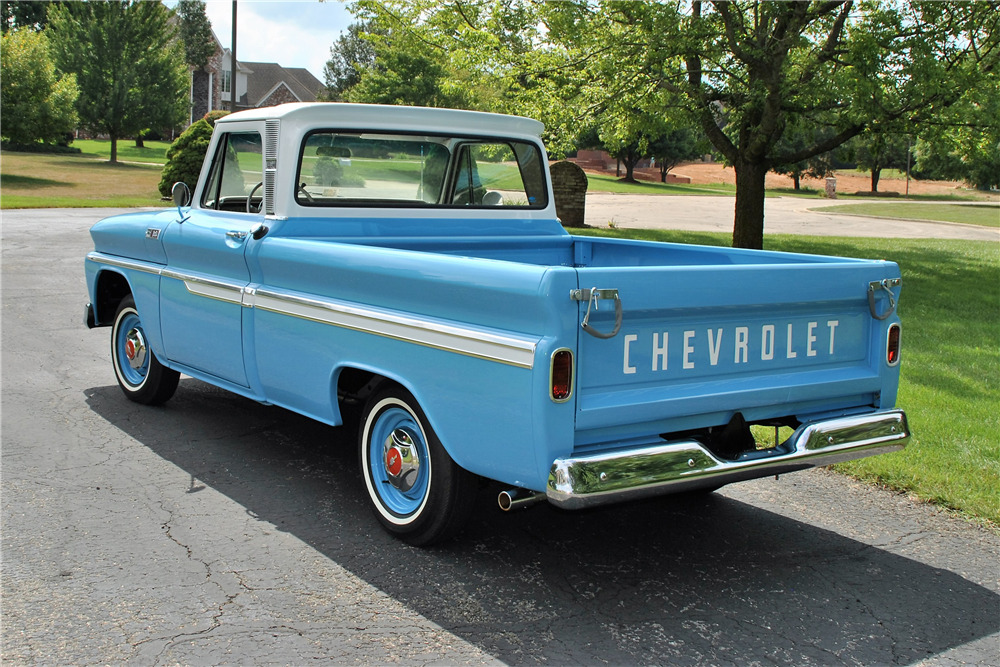 1965 CHEVROLET C10 PICKUP - Rear 3/4 - 210671