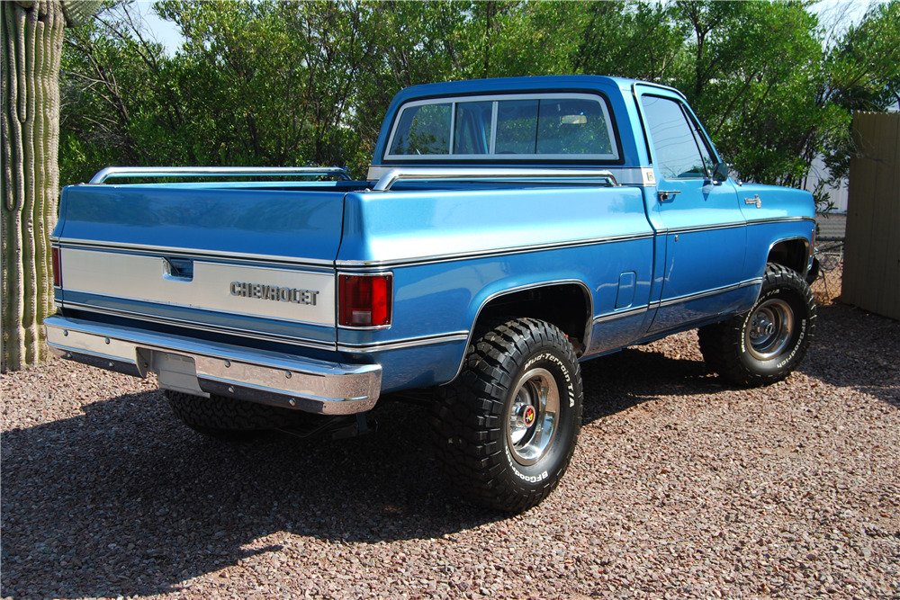 1979 CHEVROLET C10 4X4 PICKUP - Rear 3/4 - 210684