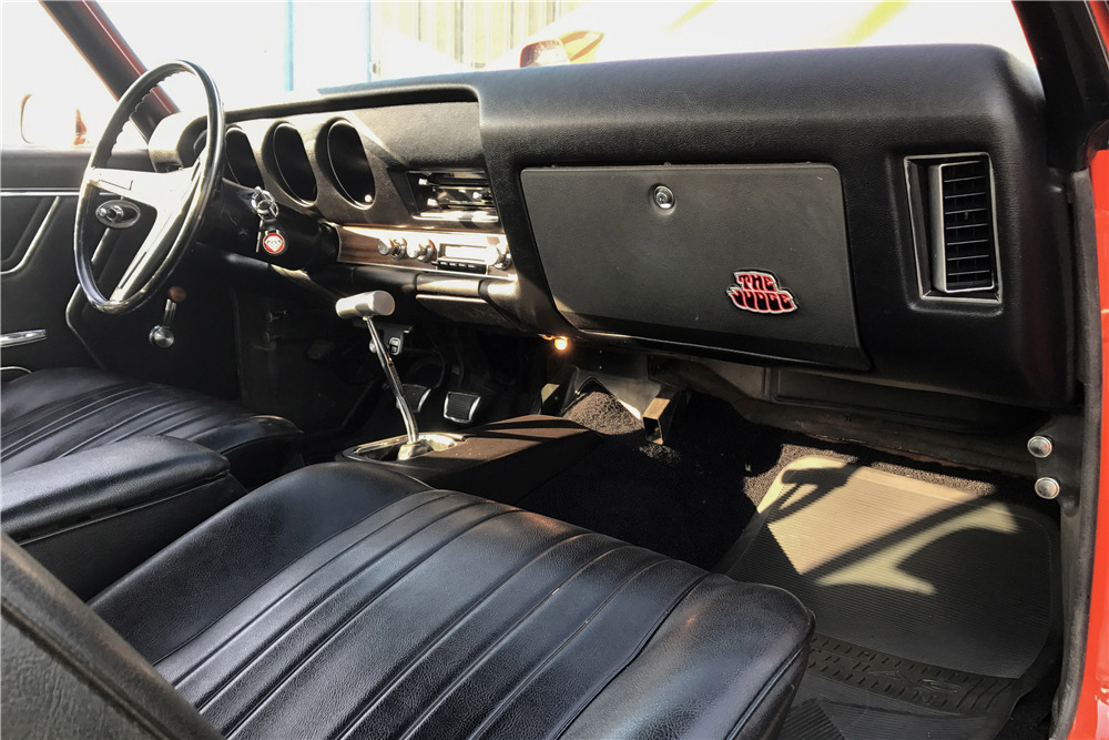 1969 PONTIAC GTO JUDGE RAM AIR III - Interior - 210721