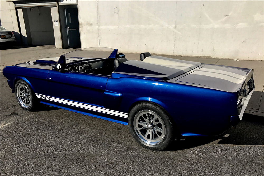 1966 FORD MUSTANG CUSTOM CONVERTIBLE - Rear 3/4 - 210835
