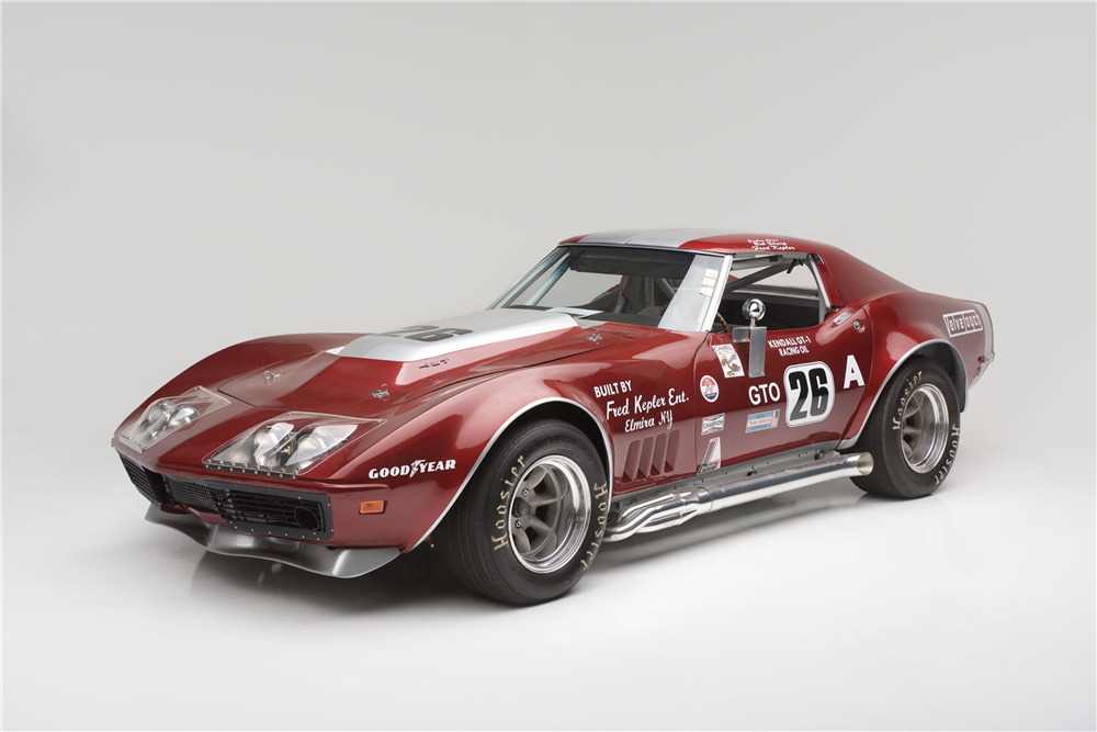 1968 CHEVROLET CORVETTE RACE CAR - Front 3/4 - 210891