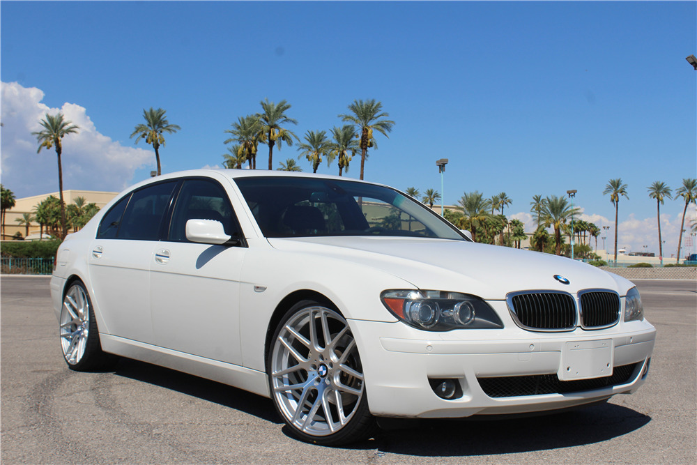 2008 BMW 750LI - Front 3/4 - 210976