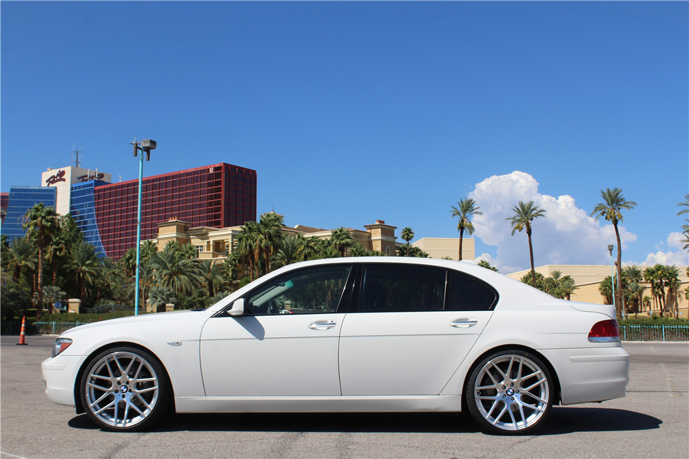 2008 BMW 750LI - Side Profile - 210976