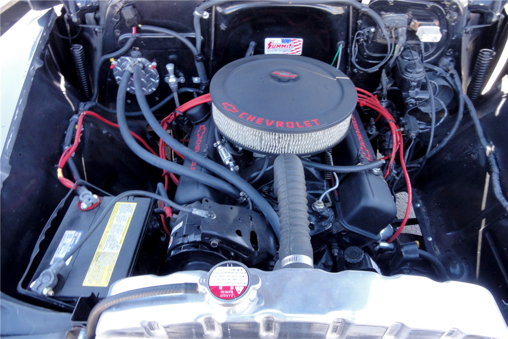1951 CHEVROLET DELUXE CUSTOM COUPE - Engine - 211155