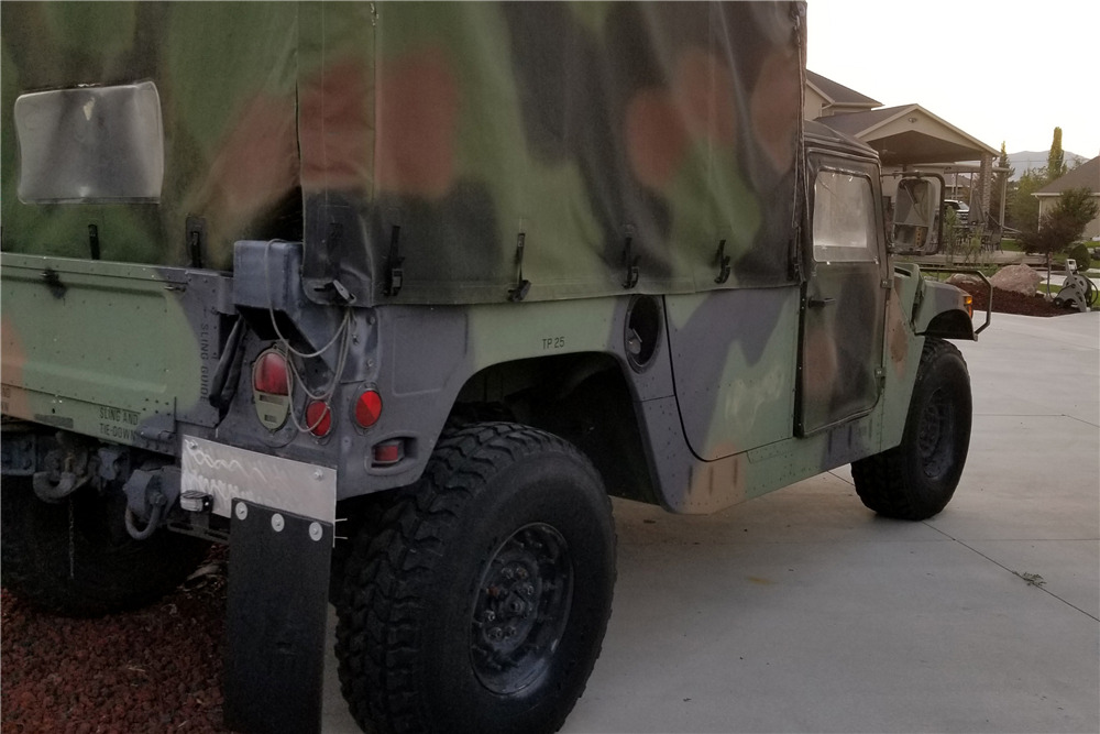 1994 AM GENERAL M998 HUMVEE - Rear 3/4 - 211188