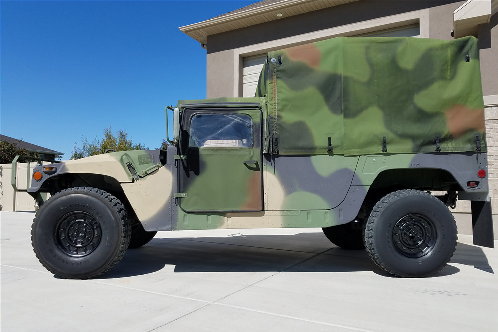 1994 AM GENERAL M998 HUMVEE - Side Profile - 211188