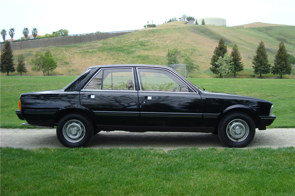 1980 PEUGEOT 505 - Side Profile - 211231