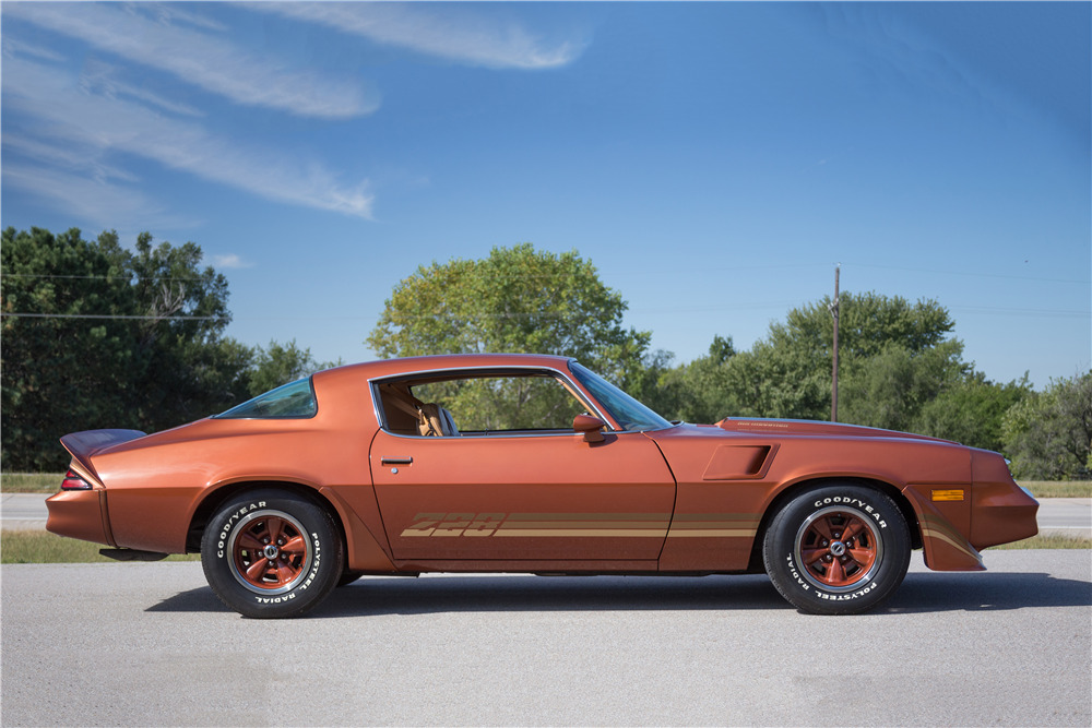 1980 CHEVROLET CAMARO Z/28 - Side Profile - 211298