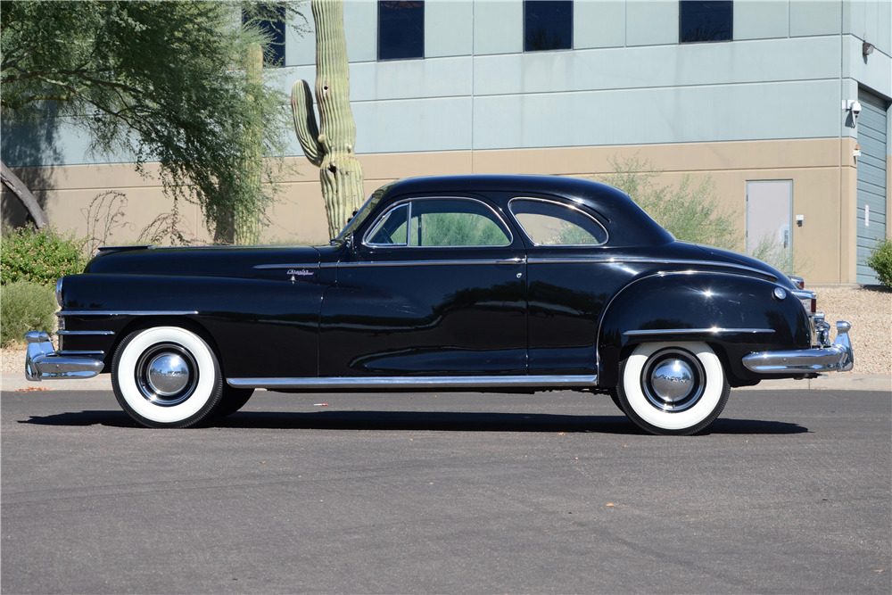 1947 CHRYSLER NEW YORKER - Side Profile - 211309