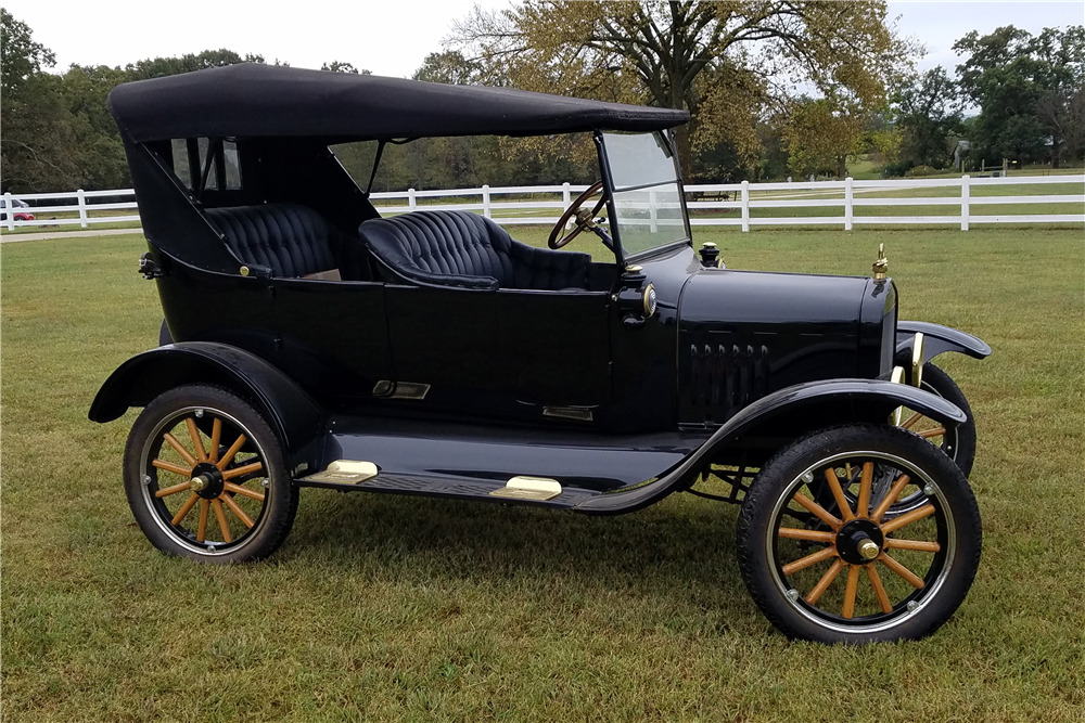1920 FORD MODEL T - Side Profile - 211749