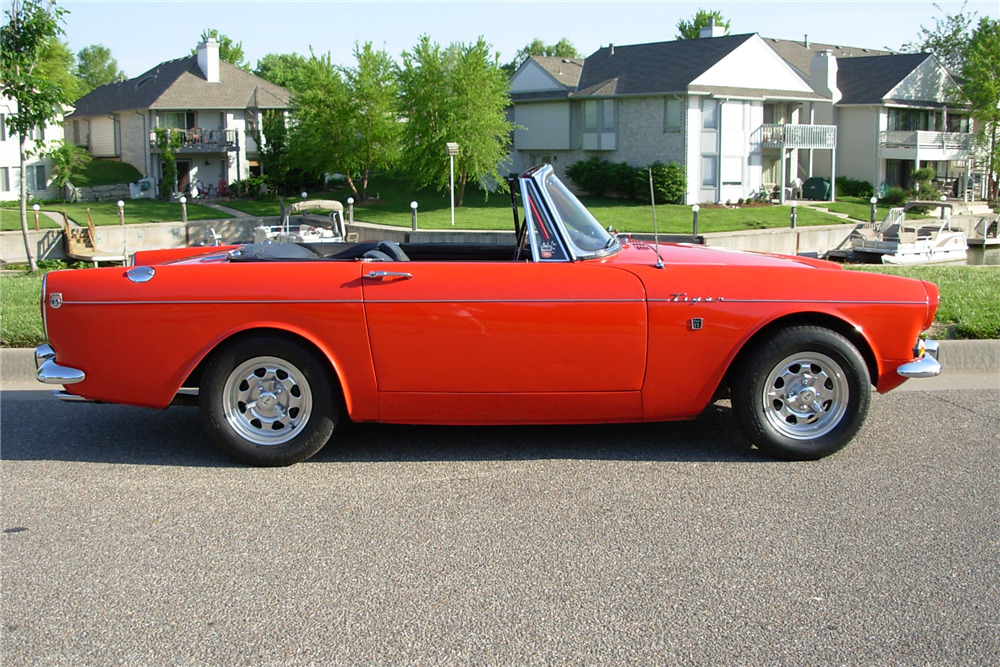 1966 SUNBEAM TIGER CONVERTIBLE - Side Profile - 211837