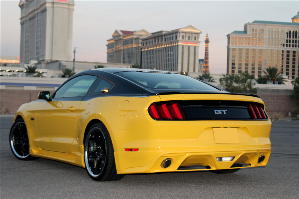 2017-ford-mustang-gt-rear-3-4-211873