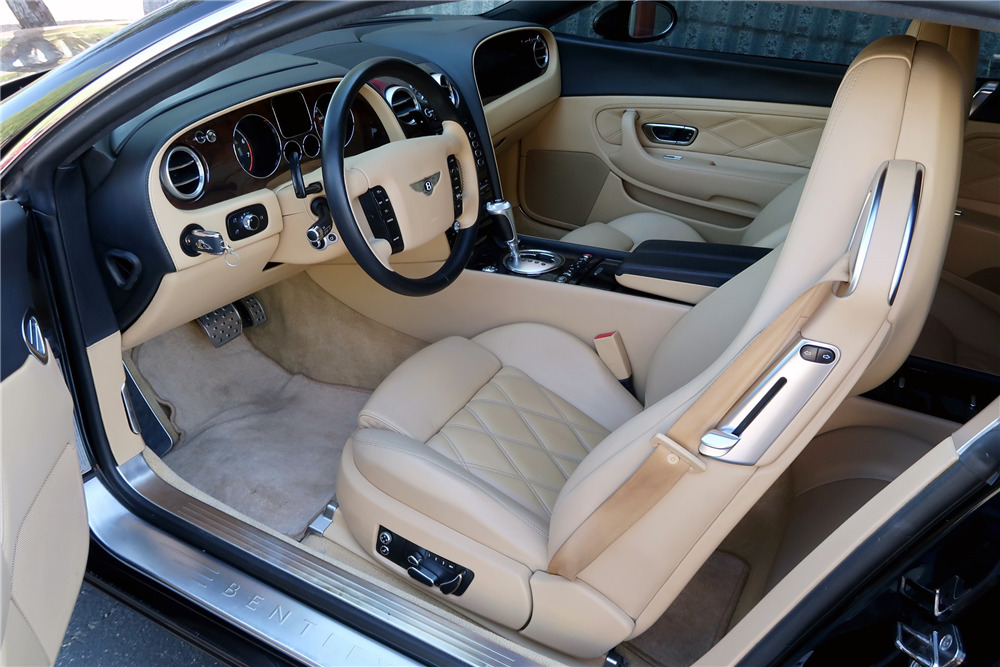 2006 BENTLEY CONTINENTAL GT - Interior - 211881
