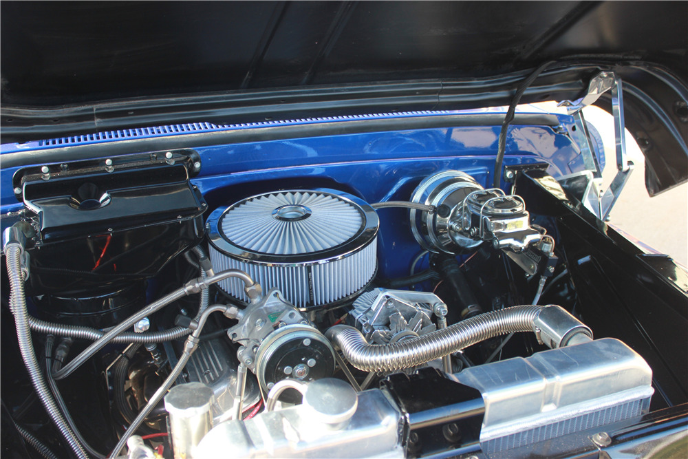 1963 CHEVROLET C10 CUSTOM PICKUP - Engine - 211918