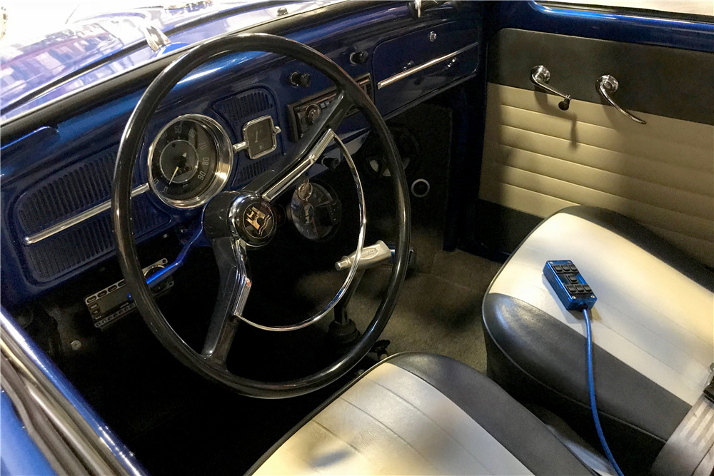1964 VOLKSWAGEN TYPE I CUSTOM BEETLE - Interior - 211974