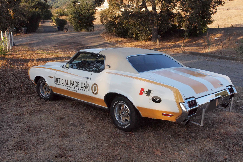 1972 OLDSMOBILE HURST - Rear 3/4 - 212360