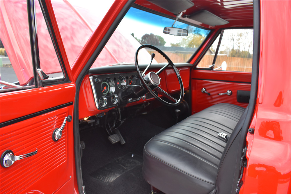 1967 CHEVROLET K10 CUSTOM PICKUP - Interior - 212398
