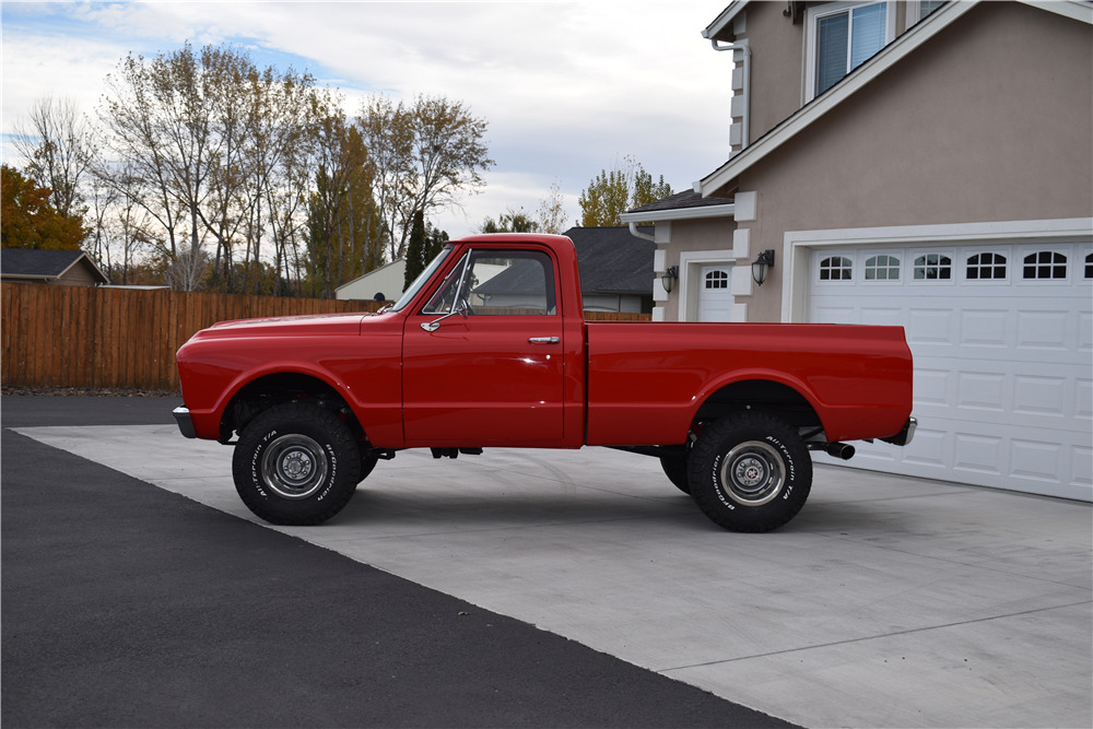 1967 CHEVROLET K10 CUSTOM PICKUP - Side Profile - 212398