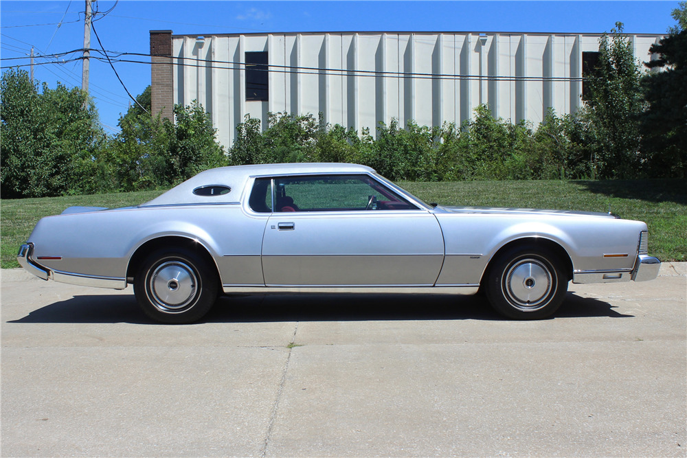1973 LINCOLN CONTINENTAL MARK IV - Side Profile - 212438