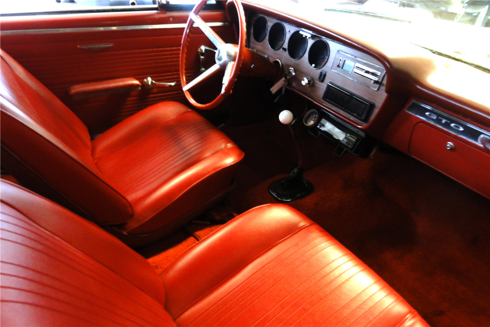 1967 PONTIAC GTO - Interior - 212519