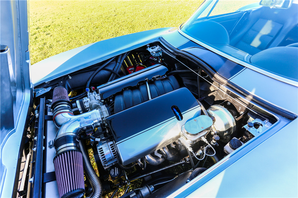 1967 CHEVROLET CORVETTE CUSTOM CONVERTIBLE - Engine - 212551