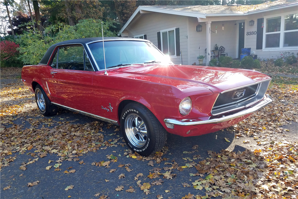 1968 FORD MUSTANG - Front 3/4 - 212628